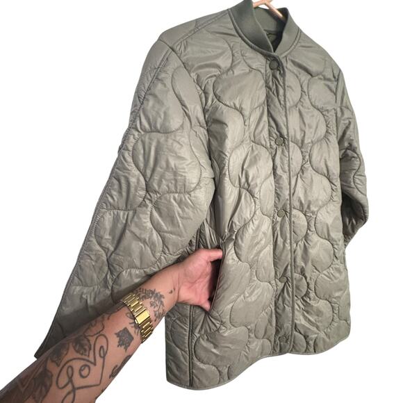 MNG Sage Green Light Weight Quilted Thin 4 Snap Closure Puffer Jacket sz XS - Picture 2 of 11